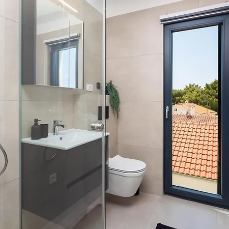 Beautiful Home In Zaboric With Sauna * Zaboric