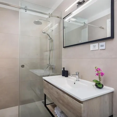 Beautiful Home In Zaboric With Sauna Zaboric